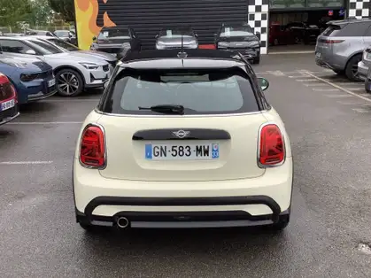 MINI HATCH 5 PORTES F55 LCI II ESSENTIAL Cooper 136 CV DKG7 