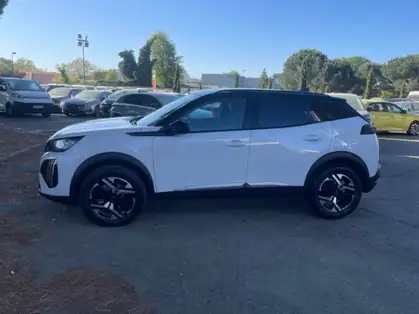 PEUGEOT 2008 GT HYBRID 136 CV E-DCS6