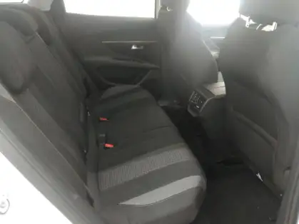 PEUGEOT 3008 Puretech 130ch S&S EAT8 Active Business