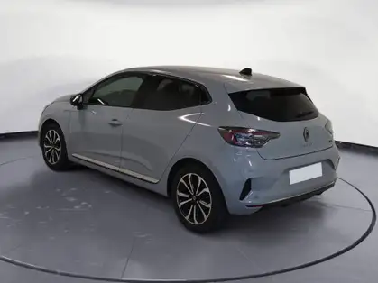 RENAULT CLIO V TECHNO E-Tech full hybrid 145 CV GSR2 