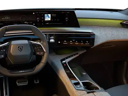 PEUGEOT 5008 GT 1.2 HYBRID 136 CV E-DCS6