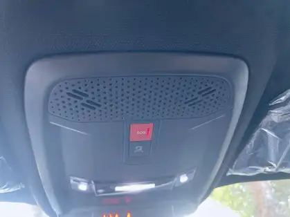 PEUGEOT 2008 GT HYBRID 136 CV E-DCS6