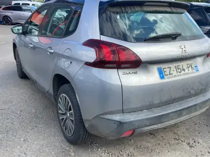 PEUGEOT 2008 STYLE 1.6 BlueHDi 75 CV BVM5
