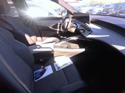 PEUGEOT 3008 ALLURE HYBRIDE 136 CV e-DCS6