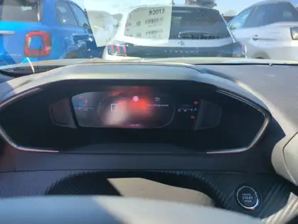 PEUGEOT 2008 ALLURE PURETECH 100 CV BVM6