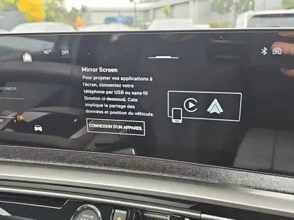 PEUGEOT 5008 Hybrid 145 e-DCS6 GT / Pack Vision 360