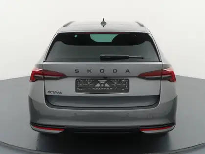 SKODA OCTAVIA COMBI 1.5 TSI Hybrid 150 ch ACT DSG7 Sportline