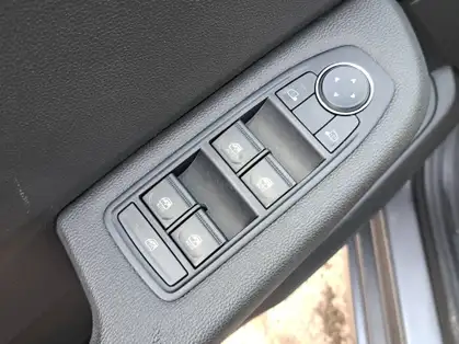 RENAULT CLIO V EVOLUTION TCe 90 CV CVT