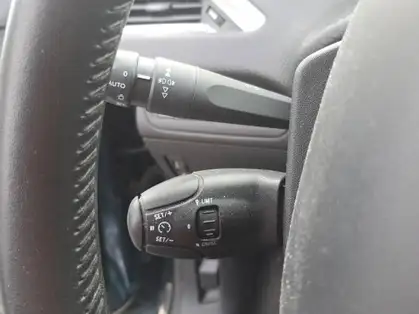 PEUGEOT 2008 BlueHDi 100ch BVM6 Style