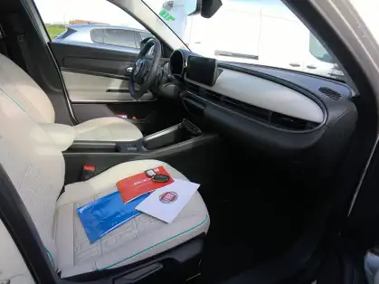 FIAT 600 LA PRIMA 1.2 Hybrid 100 CV DCT6 