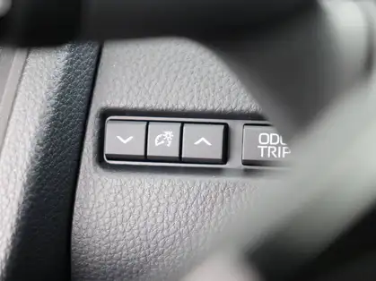 TOYOTA PRIUS HYBRIDE RECHARGEABLE 223ch Dynamic