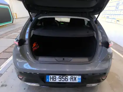 PEUGEOT 308 ALLURE Hybrid 136 e-DCS6 