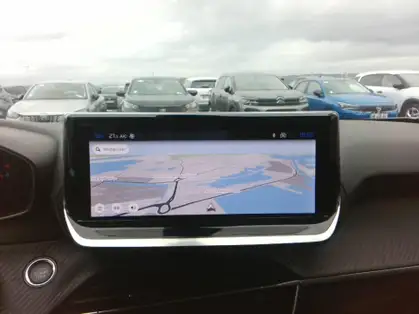 PEUGEOT 2008 ALLURE HYBRID 136 CV e-DCS6