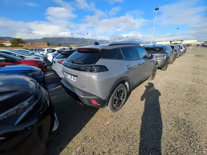 PEUGEOT 2008 ALLURE HYBRID 136 CV e-DCS6