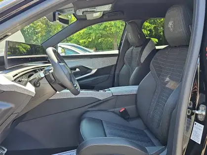 PEUGEOT 3008 GT Hybrid 145 e-DCS6