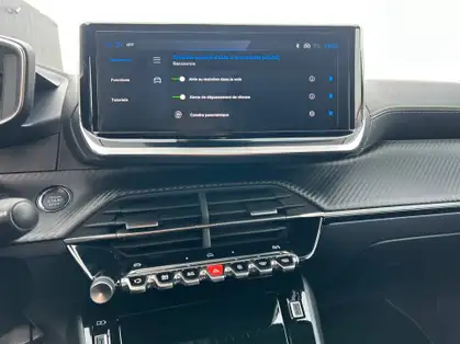 PEUGEOT 2008 GT HYBRID 136 CV E-DCS6