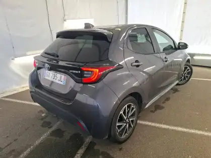 TOYOTA YARIS HYBRIDE 116h Design