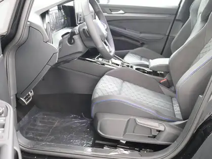 VOLKSWAGEN GOLF 1.5 eTSI EVO2 150 DSG7 R-Line Limited