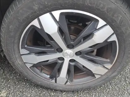 PEUGEOT 3008 CROSSWAY 1.2 Puretech 130 CV EAT6