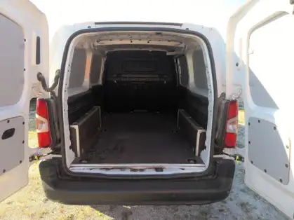 CITROEN BERLINGO VAN TAILLE XL 950 KGS BLUEHDI 100 CV BVM6
