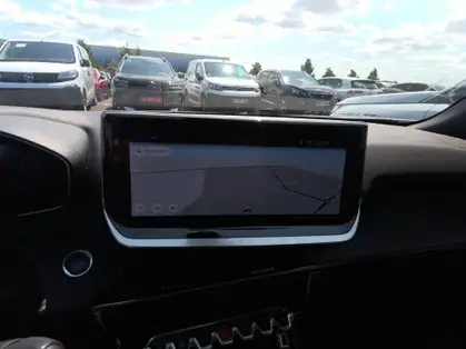 PEUGEOT 2008 ALLURE HYBRID 136 CV e-DCS6