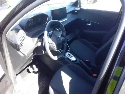 PEUGEOT 208 Hybrid 110 ch e-DCS6 Style