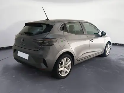 RENAULT CLIO V EVOLUTION E-Tech full hybrid 145 CV 