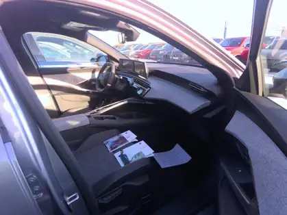 PEUGEOT 3008 ALLURE Hybrid 145 CV e-DCS6 