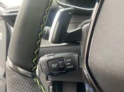 PEUGEOT 2008 GT Hybrid 145 CV e-DCS6