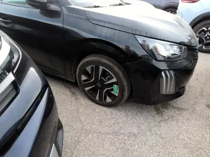 PEUGEOT 208 ALLURE HYBRID 100 CV E-DCS6