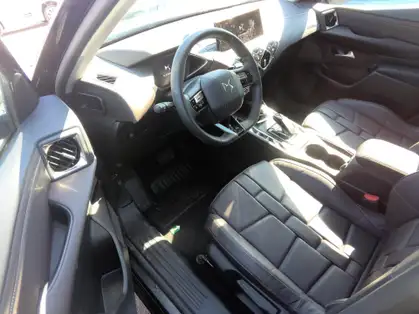 DS DS 3 ESPRIT DE VOYAGE PureTech 130 CV EAT8