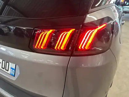 PEUGEOT 3008 ALLURE PACK HYBRID 136 CV E-DCS6