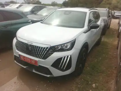 PEUGEOT 2008 ALLURE Hybrid 145 CV e-DCS6 