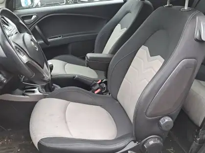 ALFA ROMEO MITO DISTINCTIVE 1.4 MPI 78 Start & Stop 