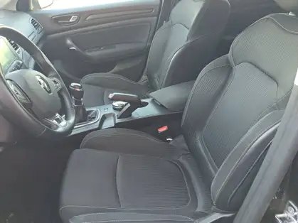 RENAULT MEGANE IV Blue dCi 115 BUSINESS - 5P