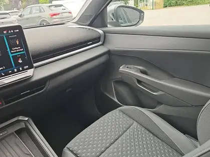 VOLKSWAGEN T-ROC 1.5 eTSI Hybrid 150 ch DSG7 R-Line
