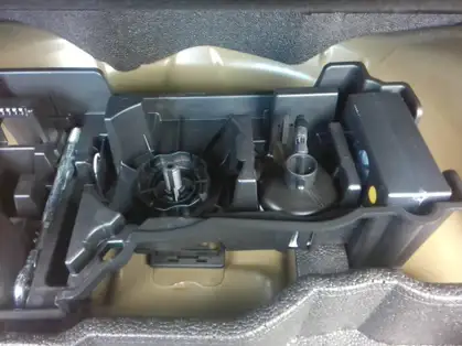 PEUGEOT 2008 ALLURE Hybrid 145 CV e-DCS6 