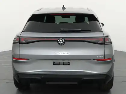 VOLKSWAGEN T-ROC 1.5 eTSI Hybrid 150 ch DSG7 R-Line
