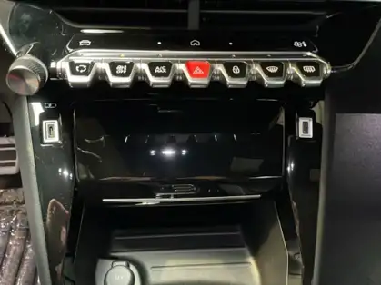 PEUGEOT 208 GT Hybrid 110 CV e-DCS6