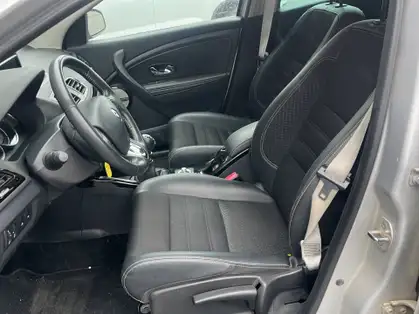 RENAULT MEGANE III BERLINE BOSE dCi 130 CV BVM6