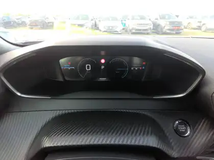 PEUGEOT 2008 ALLURE Hybrid 145 CV e-DCS6 