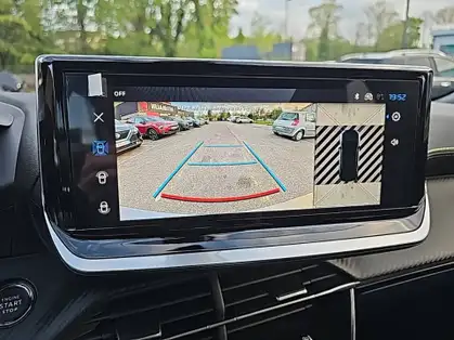 PEUGEOT 2008 Hybrid 145 ch e-DCS6 GT