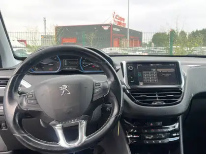 PEUGEOT 2008 2008 ALLURE 1.6 BLUEHDI 100 CV BVM6