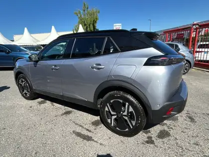 PEUGEOT 2008 GT Hybrid 145 CV e-DCS6 