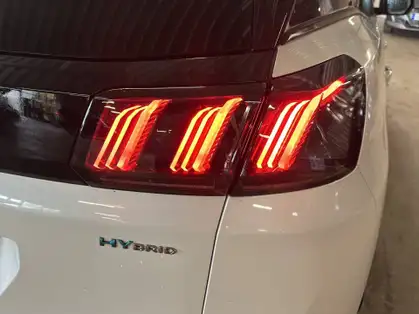 PEUGEOT 3008 ALLURE PACK 1.6 HYBRID 225 CV E-EAT8
