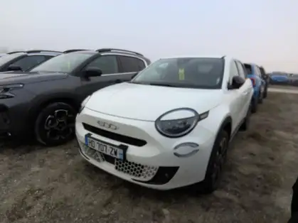 FIAT 600 LA PRIMA 1.2 Hybrid 110 CV eDCT6 