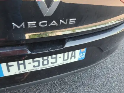 RENAULT MEGANE IV Blue dCi 115 BUSINESS - 5P