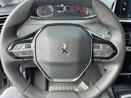 PEUGEOT 208 208 STYLE 1.2 PURETECH 100 CV BVM6