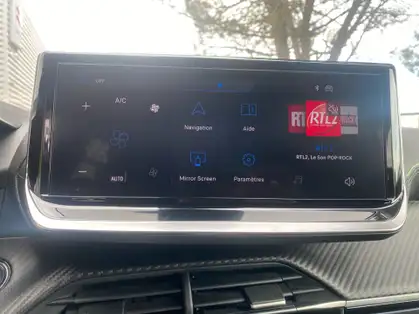 PEUGEOT 2008 GT Hybrid 145 CV e-DCS6