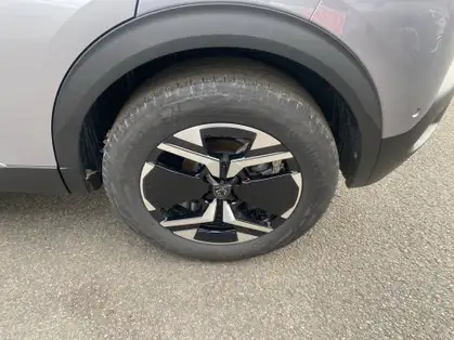 PEUGEOT 2008 GT Hybrid 145 CV e-DCS6